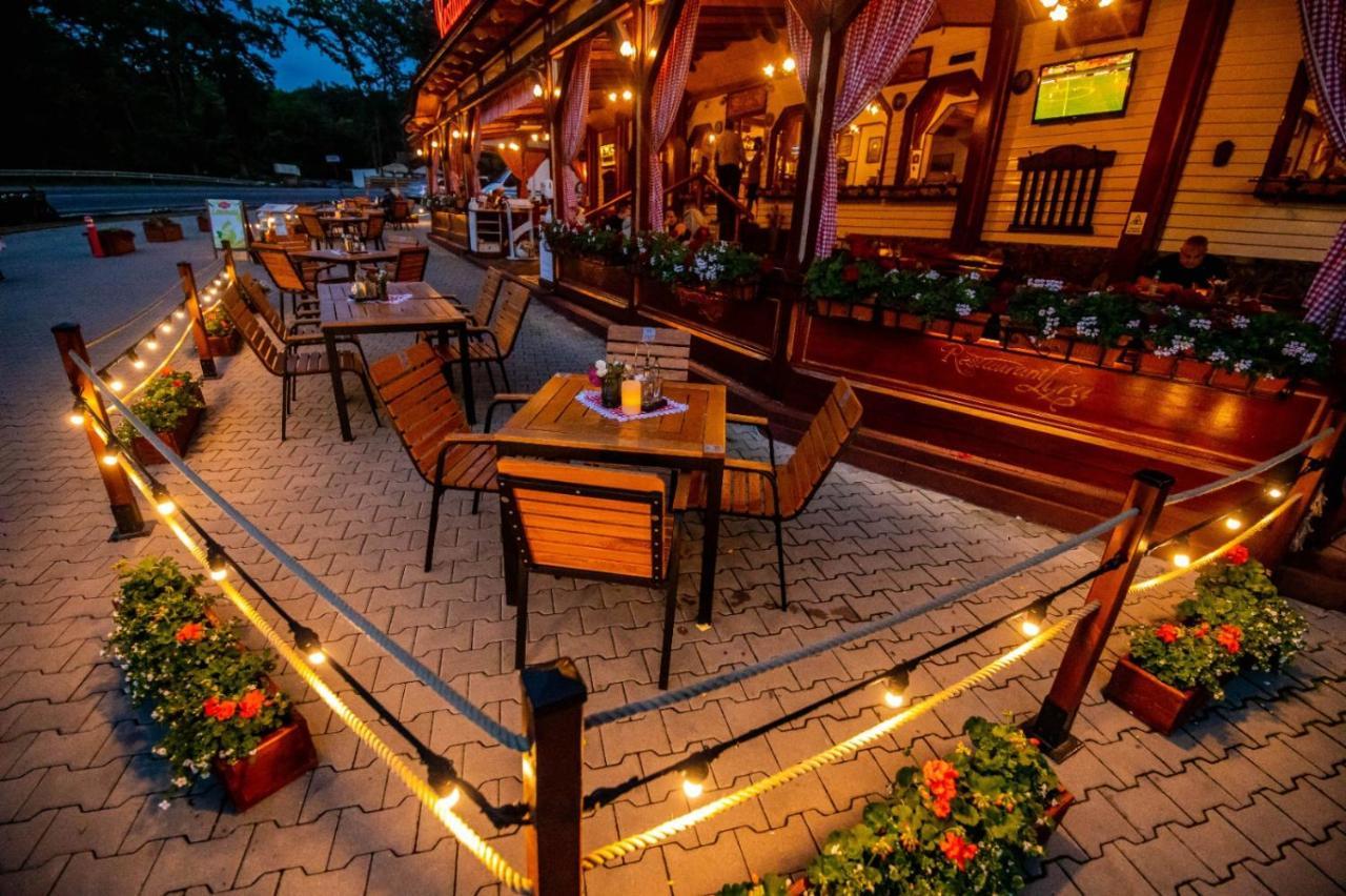 Pensiune Restaurant Lyra Corunca Eksteriør bilde